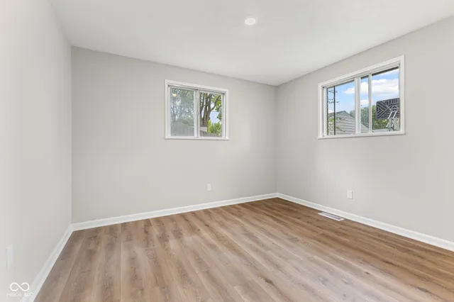 $2,100 | 111 West Southern Avenue, Indianapolis, IN 46225