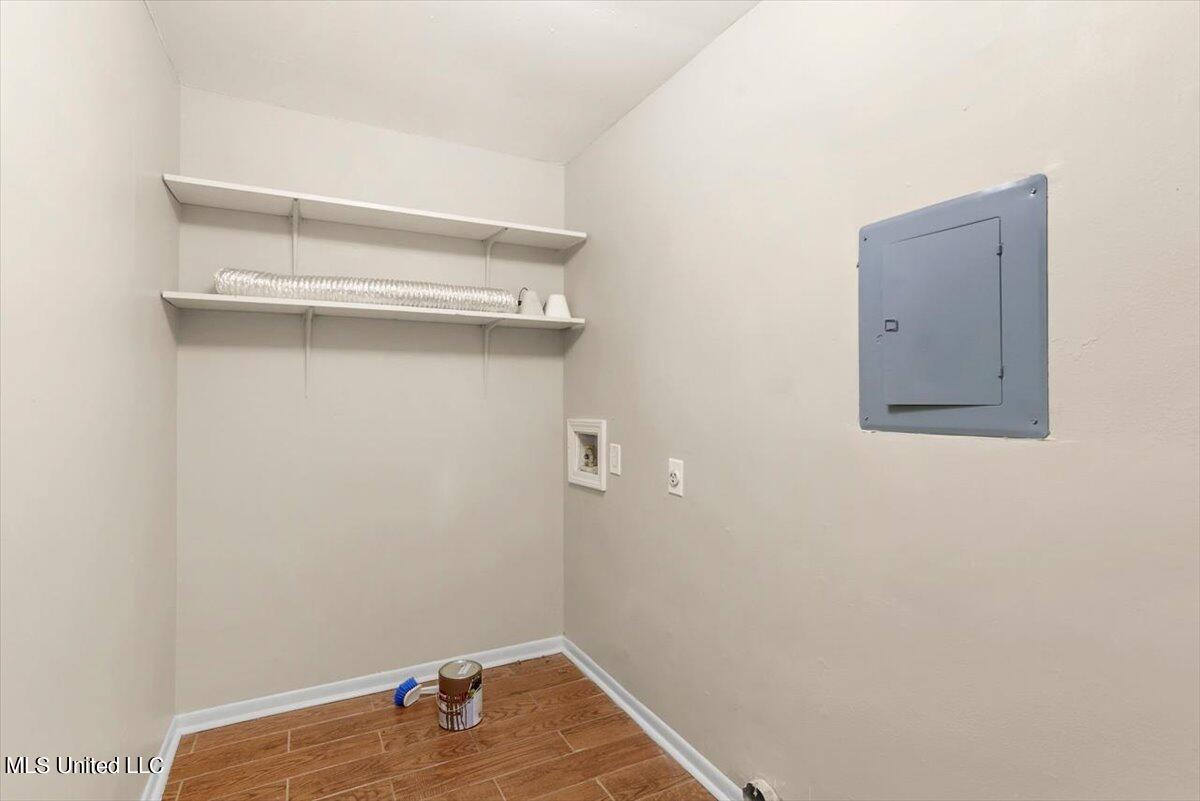 908 Hemlock Road Gulfport, MS 39503 - Photo 29 of 35 29-IMG_1086