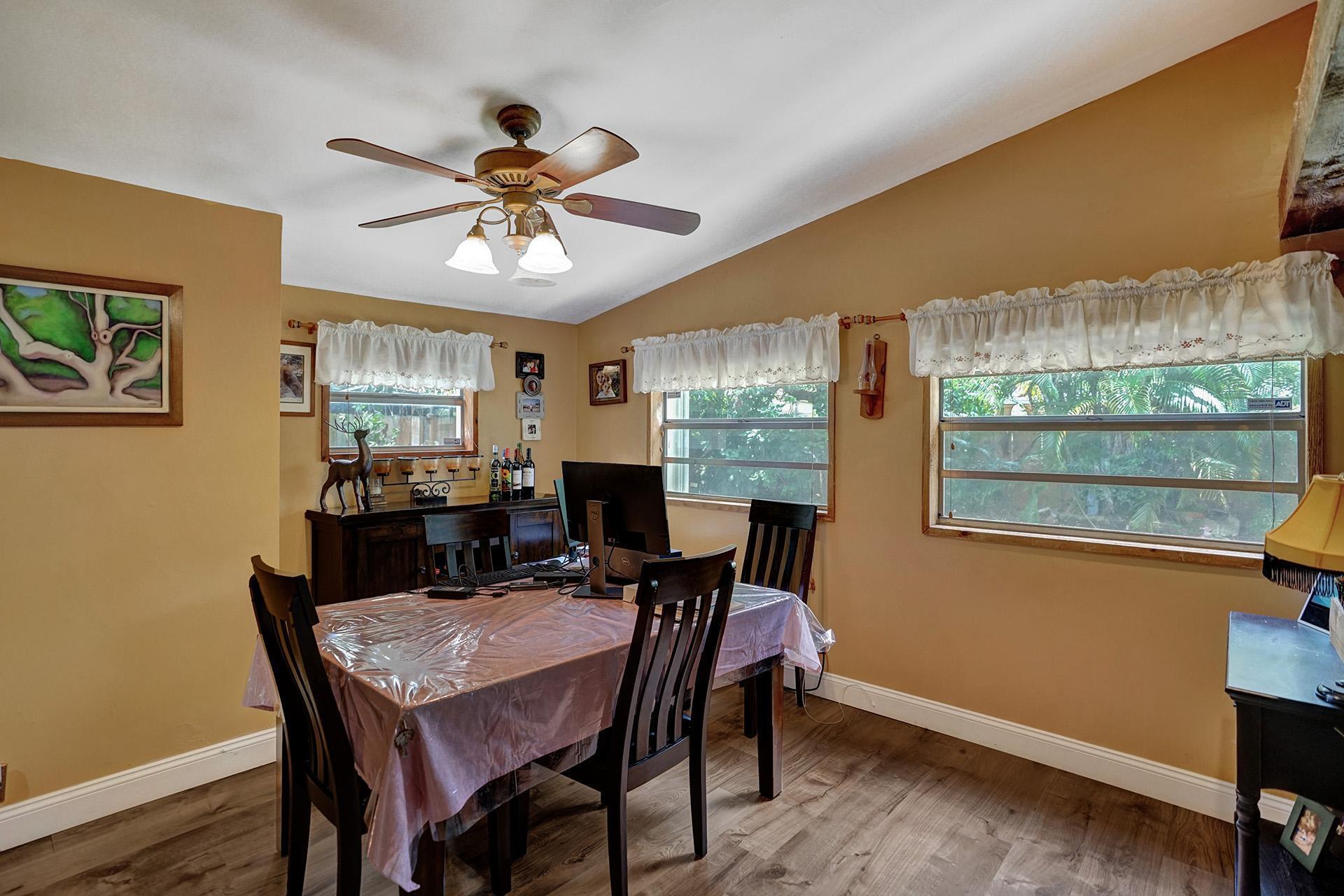 5737 Freedom Street Hollywood, FL 33021 - Photo 23 of 64 DSC04632