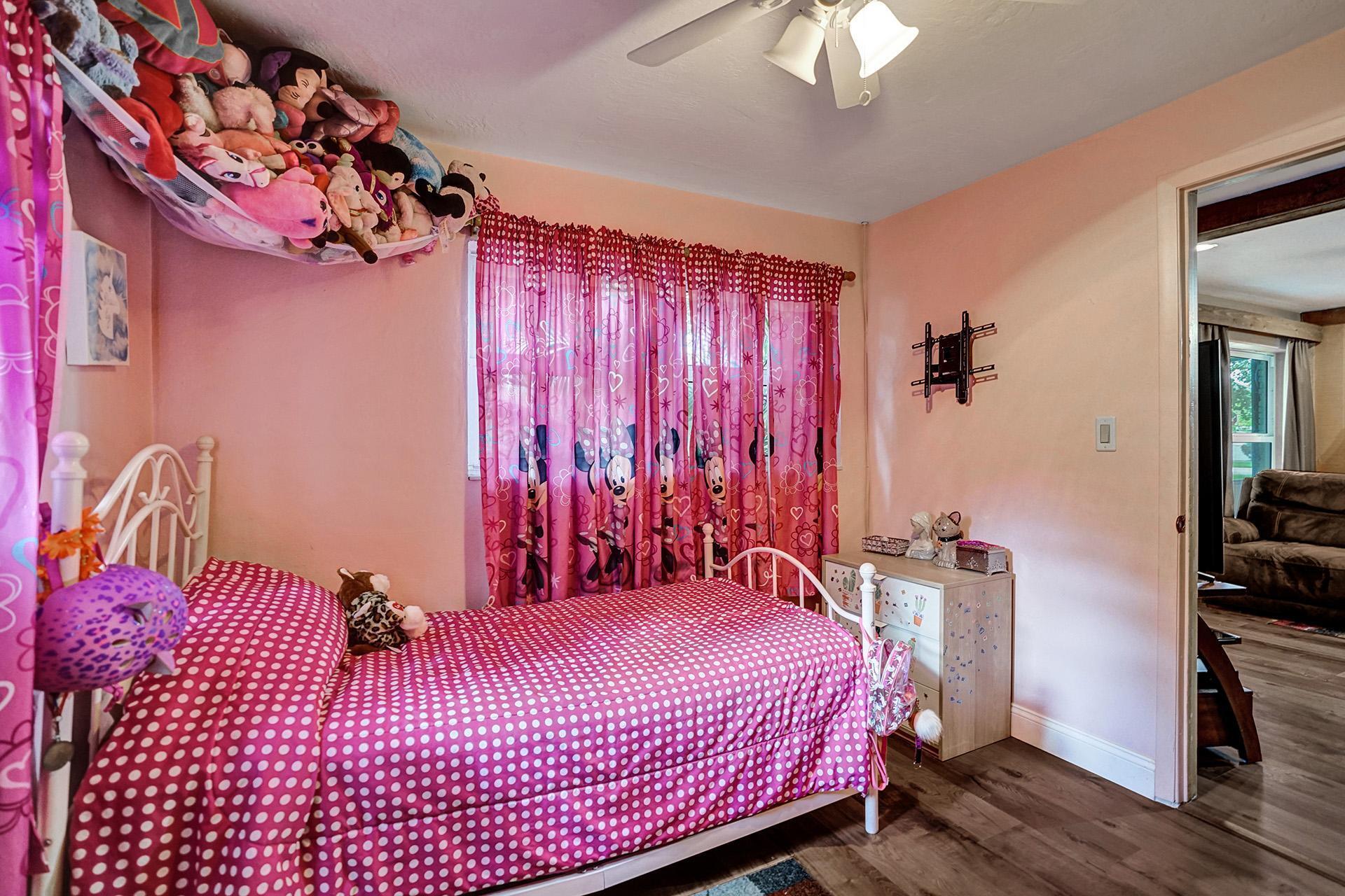 5737 Freedom Street Hollywood, FL 33021 - Photo 32 of 64 DSC04584