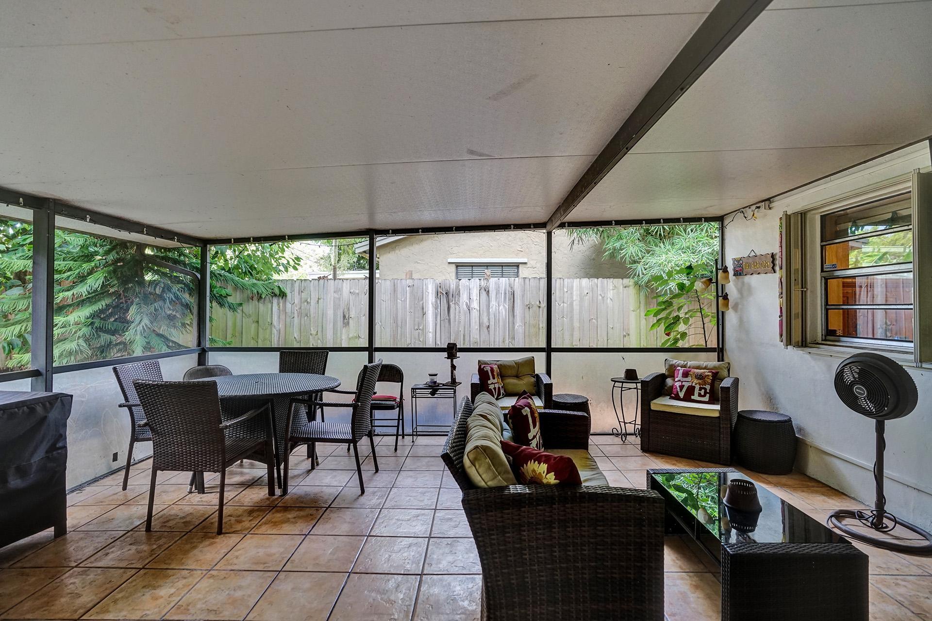 5737 Freedom Street Hollywood, FL 33021 - Photo 40 of 64 DSC04641