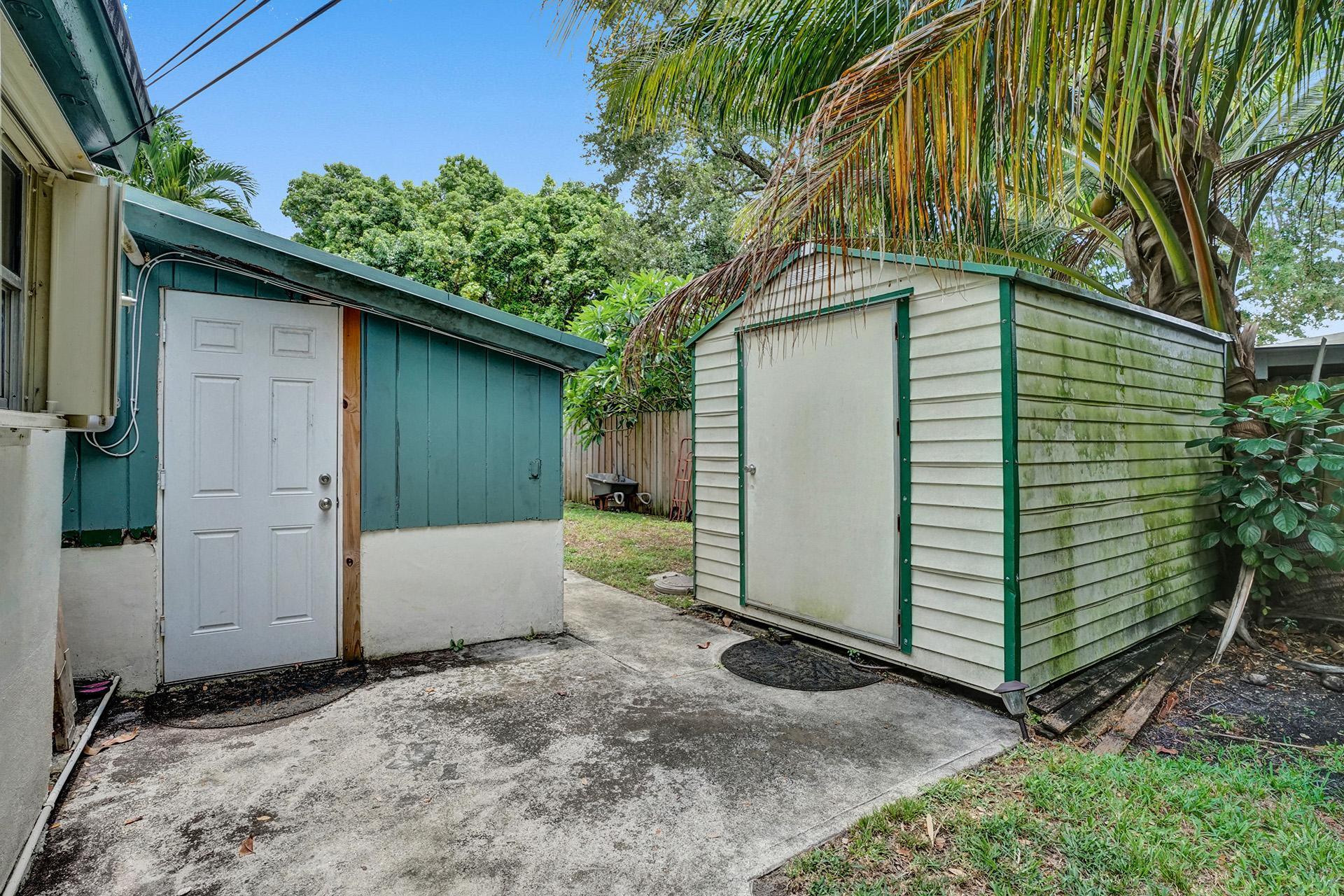 5737 Freedom Street Hollywood, FL 33021 - Photo 50 of 64 DSC04674