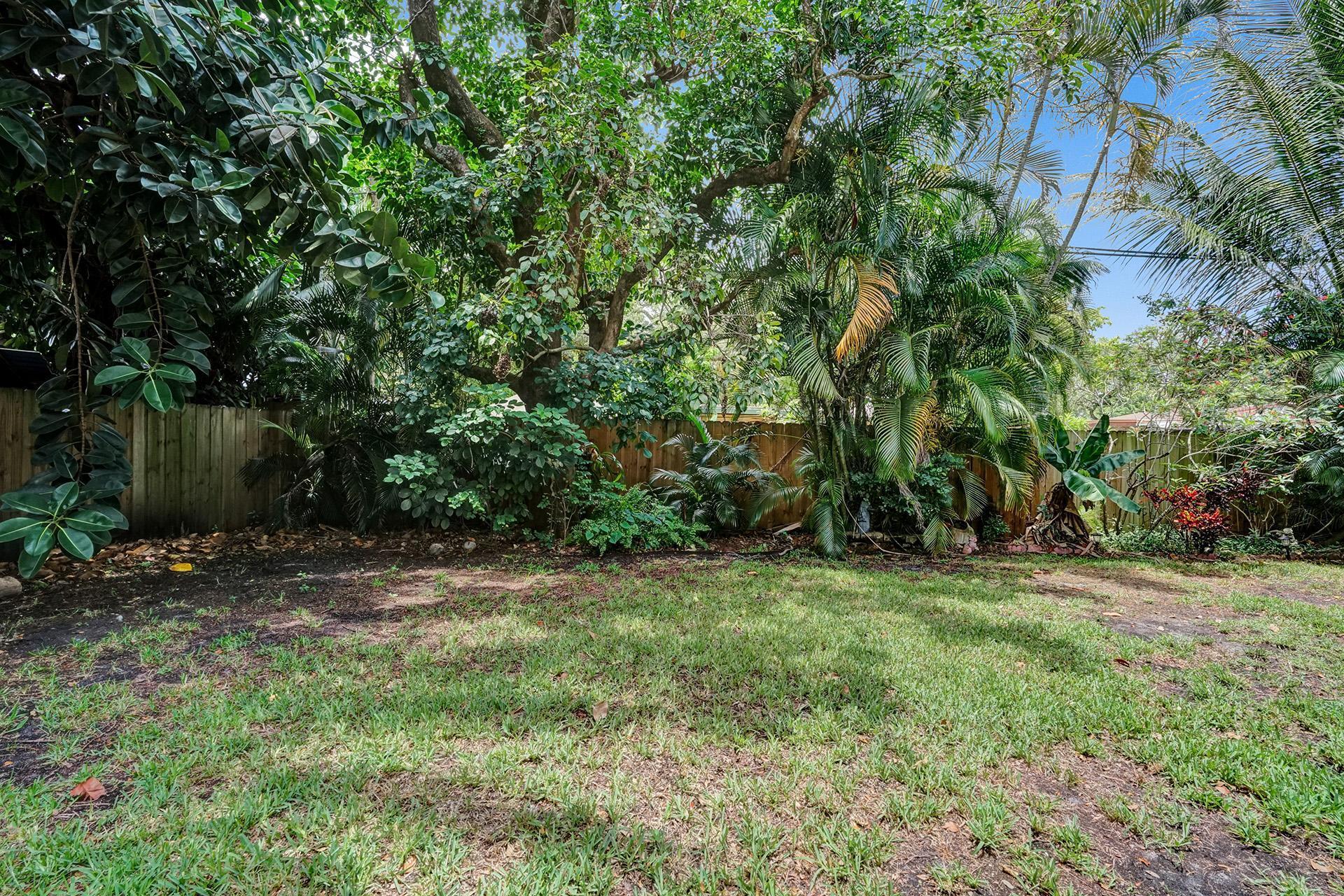 5737 Freedom Street Hollywood, FL 33021 - Photo 53 of 64 DSC04671