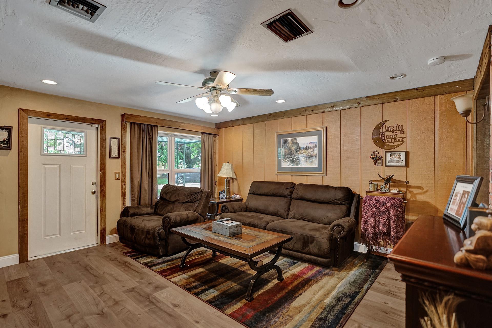 5737 Freedom Street Hollywood, FL 33021 - Photo 10 of 64 DSC04695