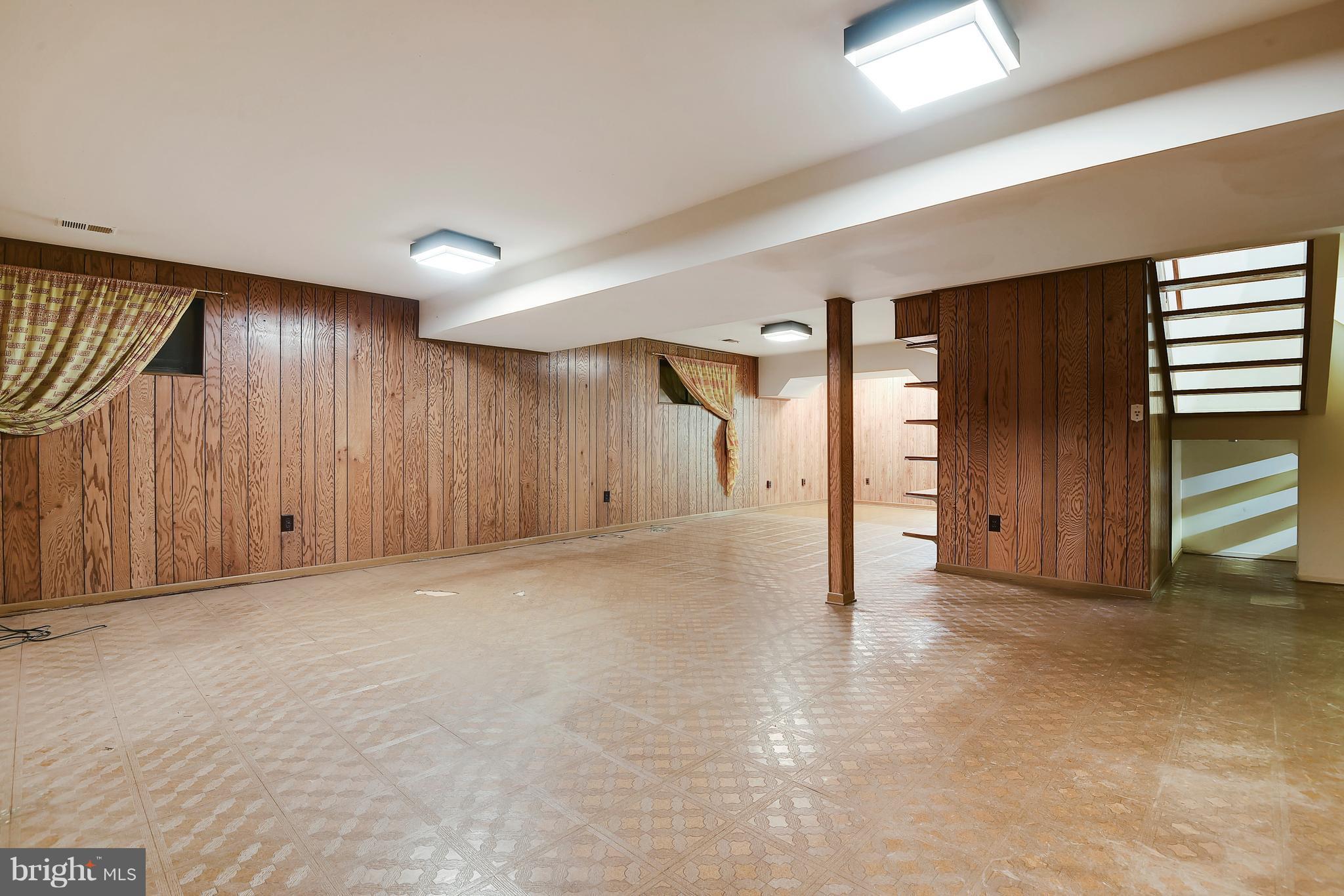 9322 Friars Road Bethesda, MD 20817 - Photo 16 of 30 Recreation Room