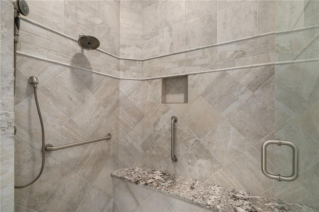 20035 Granada Street Stilwell, KS 66085 - Photo 16 of 28