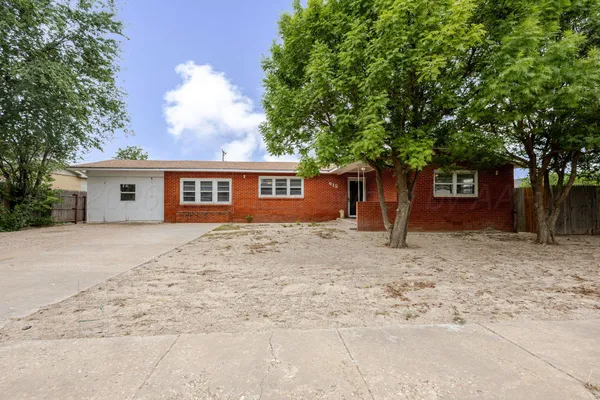 $160,000 | 615 West Ave J, Muleshoe, TX 79347