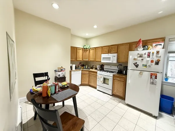 $3,350 | 36 Hawthorne Street, Unit 1, Boston, MA 02119