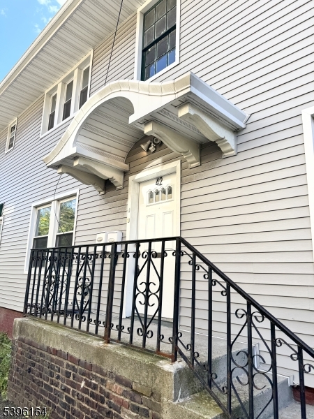 42 Clinton Place, Unit 2 Newark, NJ 07108 - Photo 2 of 20 a view of entryway