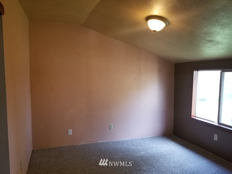 2310 Mountain View Road East Port Orchard, WA 98366 - Photo 6 of 9 Gallery Image 6