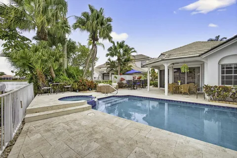 $1,100,000 | 108 Eagleton Lane, Palm Beach Gardens, FL 33418