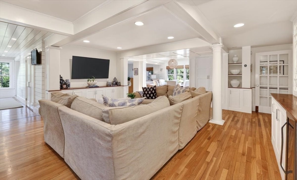 30 Spring Street Hingham, MA 02043 - Photo 20 of 40
