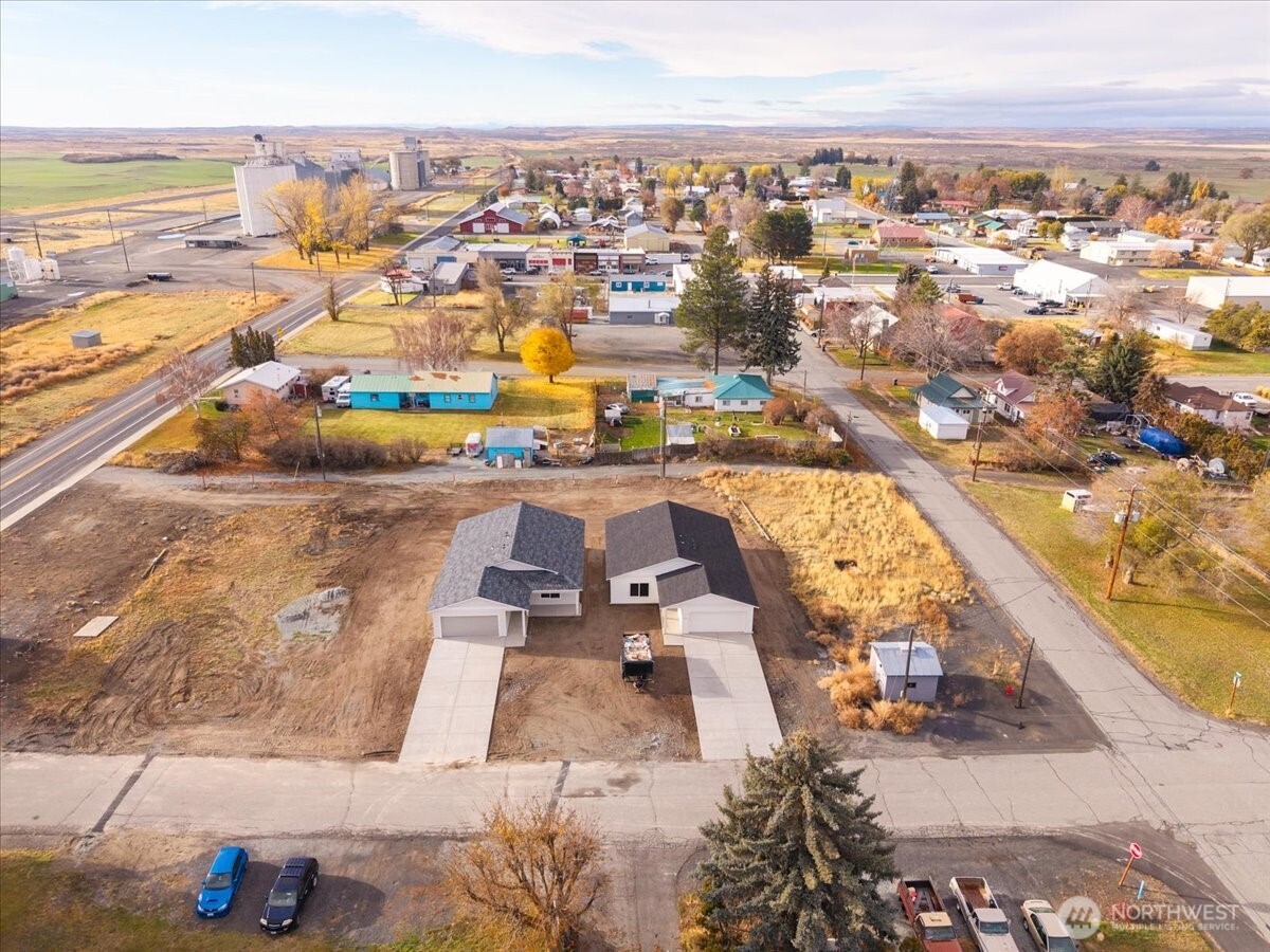 34 Simpson Street Mansfield, WA 98830 - Photo 27 of 29 an aerial view of a city