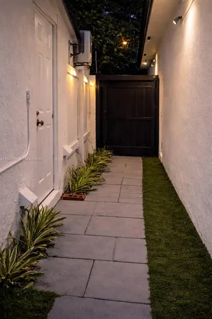 a view of entryway door of the house