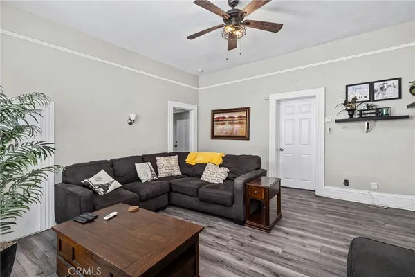 $889,000 | 35 East Montana Street, Pasadena, CA 91103