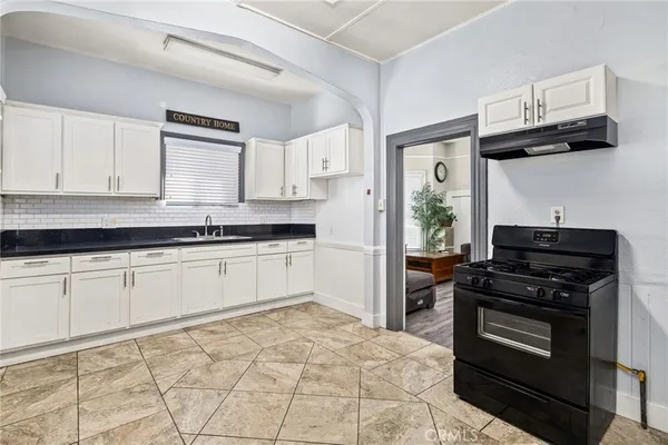 $889,000 | 35 East Montana Street, Pasadena, CA 91103