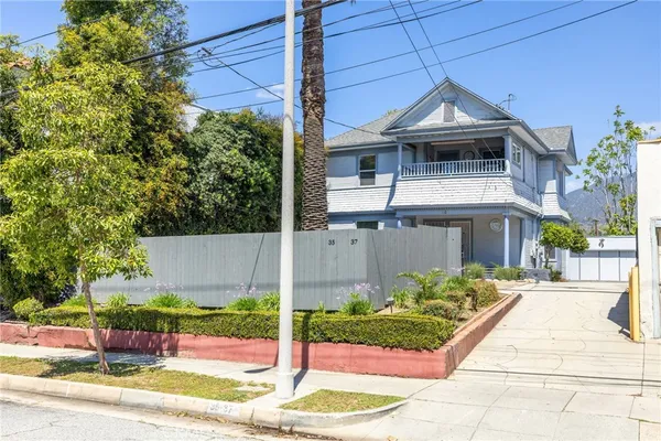 $889,000 | 35 East Montana Street, Pasadena, CA 91103