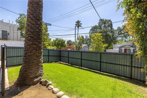 $889,000 | 35 East Montana Street, Pasadena, CA 91103