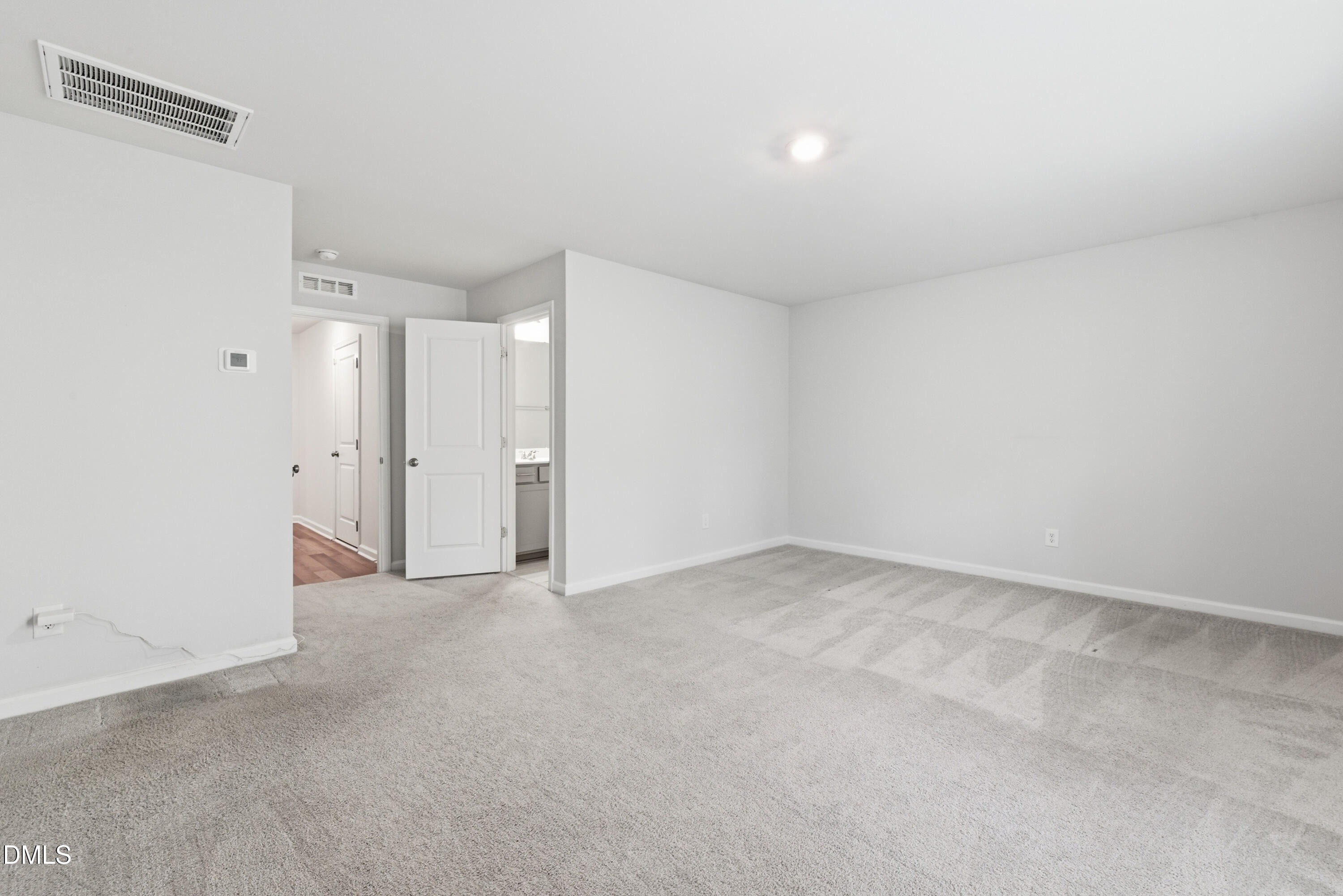 2530 Laurel Valley Way Raleigh, NC 27604 - Photo 9 of 26 9-print-DX3A0344