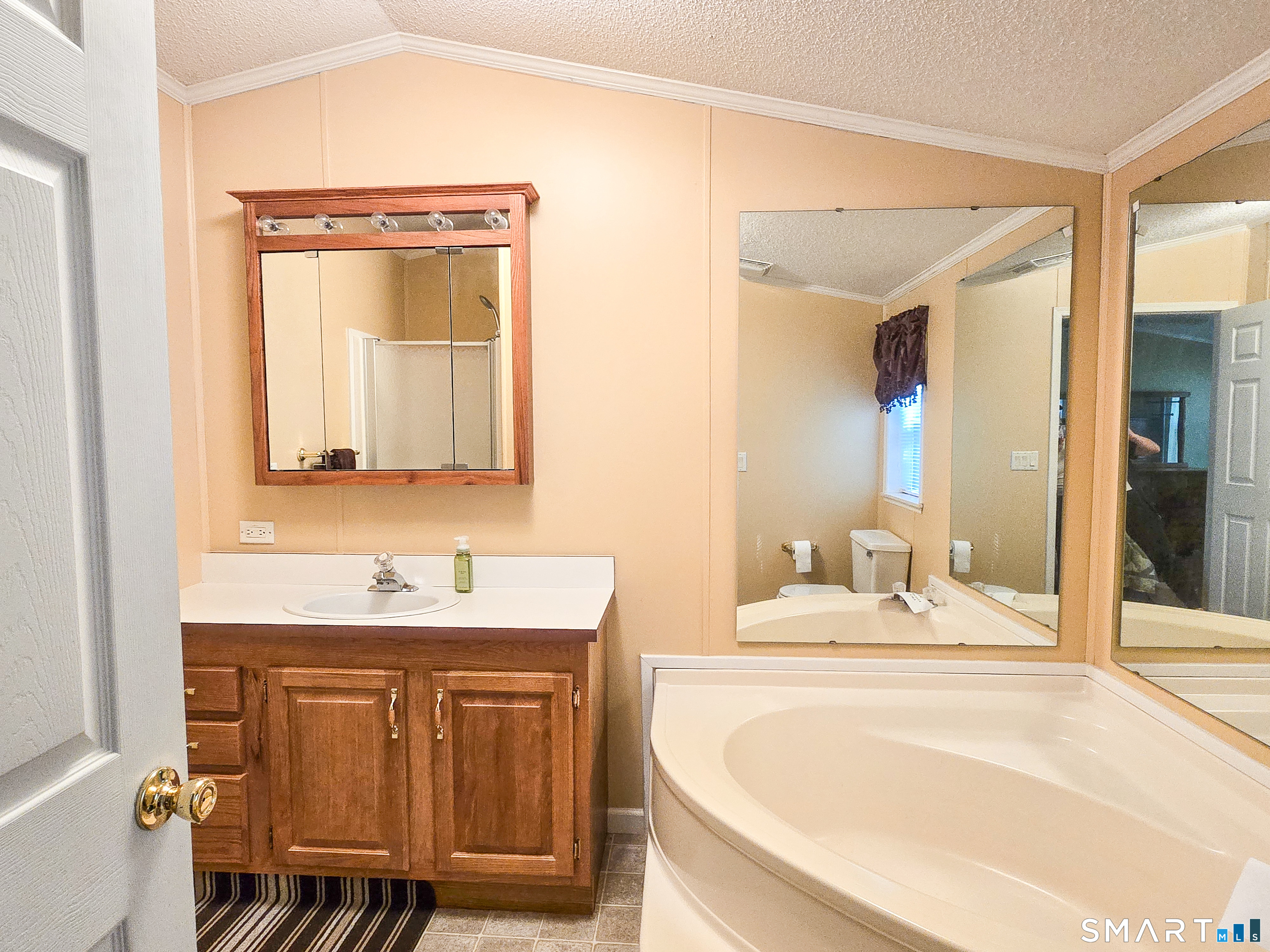 136 Hunters Road Norwich, CT 06360 - Photo 23 of 26 Gallery Image 23