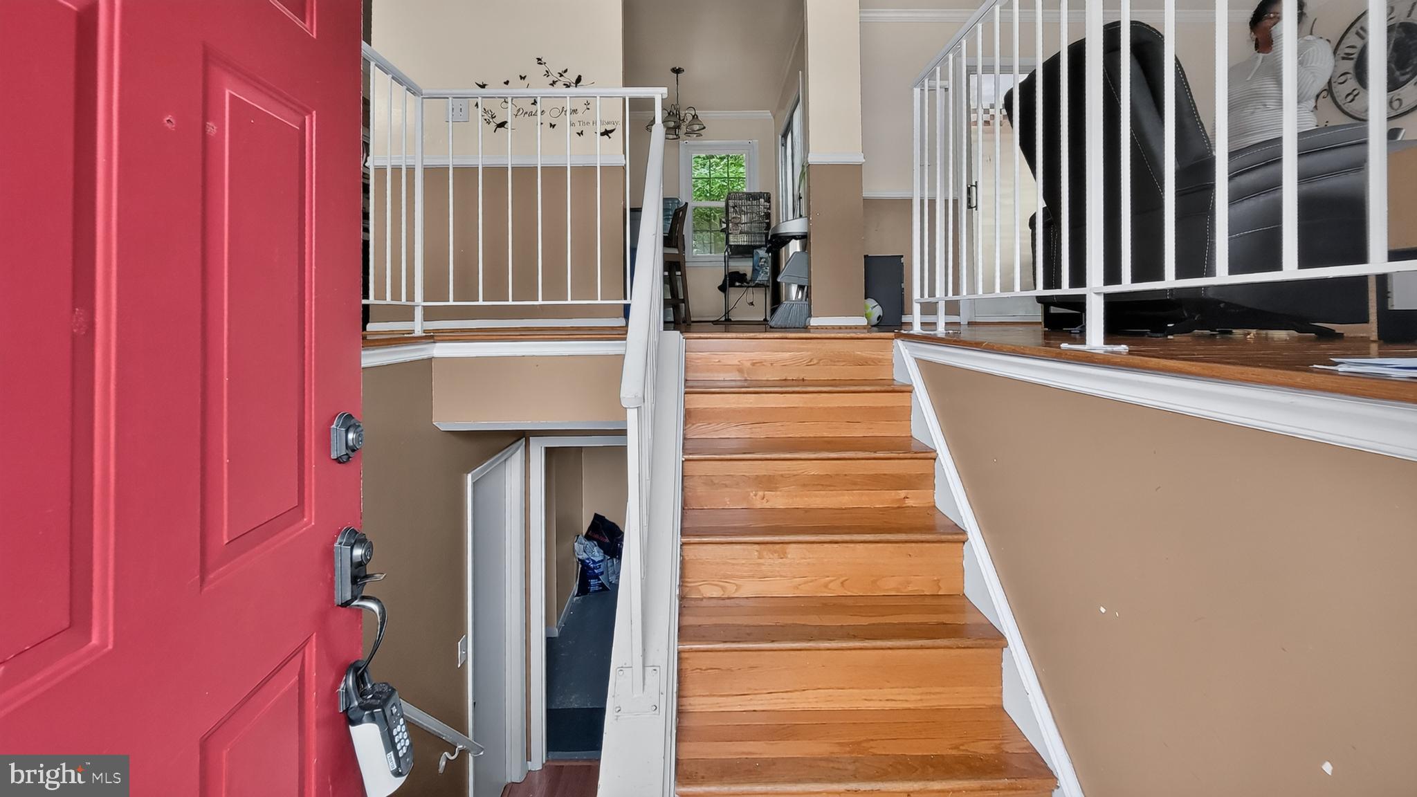 13100 North Point Lane Laurel, MD 20708 - Photo 4 of 31