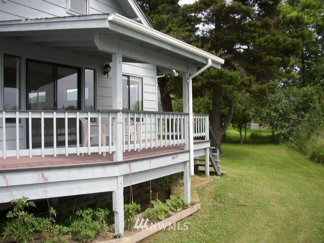 308 West Little Island Road Cathlamet, WA 98612 - Photo 13 of 15 Gallery Image 13
