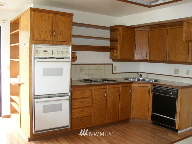 308 West Little Island Road Cathlamet, WA 98612 - Photo 10 of 15 Gallery Image 10