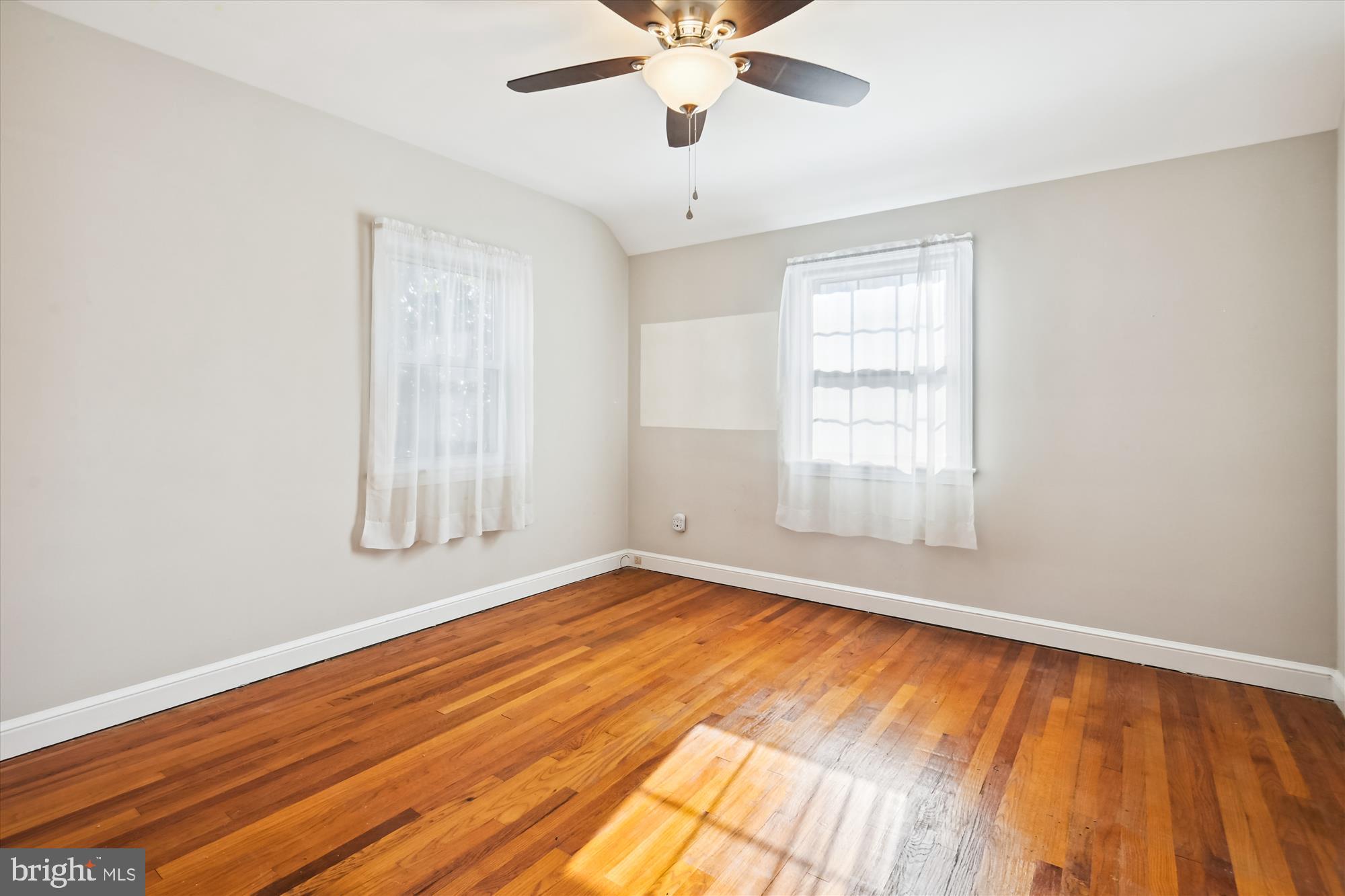 4513 Saul Road Kensington, MD 20895 - Photo 16 of 28 Bedroom