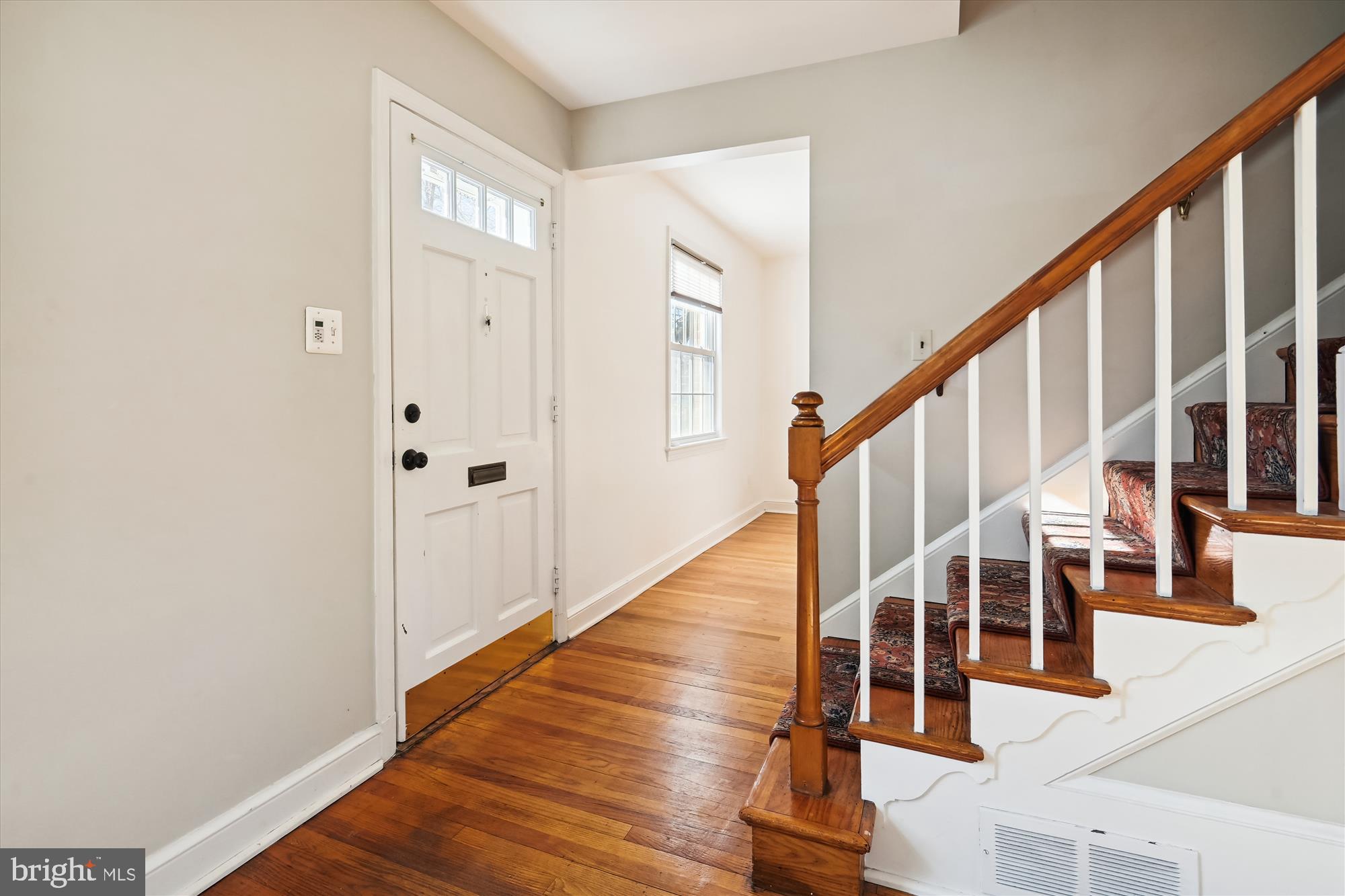4513 Saul Road Kensington, MD 20895 - Photo 10 of 28 Entry