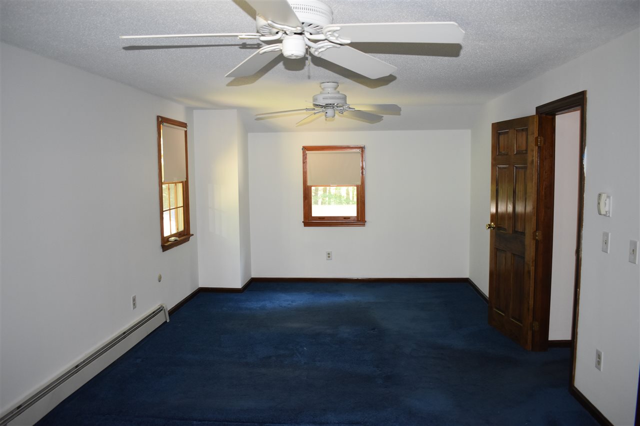 144 High Range Road Londonderry, NH 03053 - Photo 11 of 19