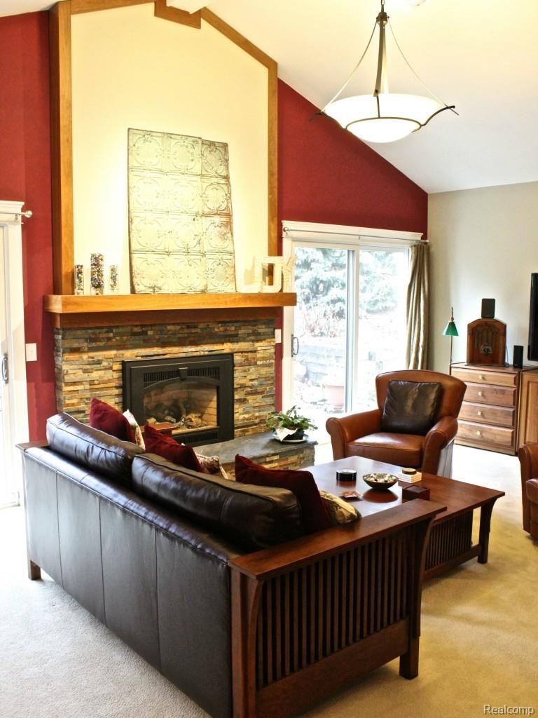 245 Pepper Tree Lane Rochester, MI 48309 - Photo 23 of 72 Family Room