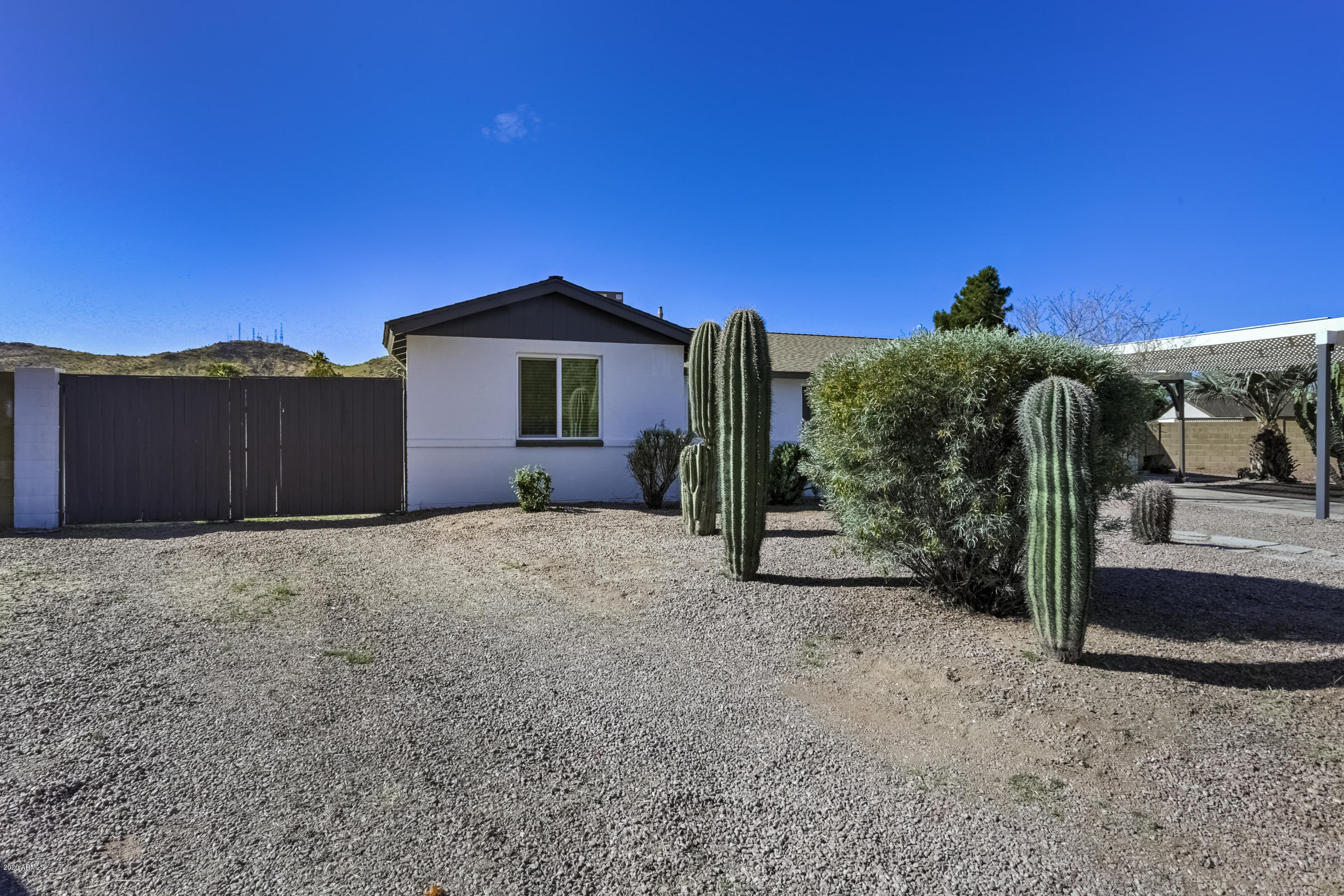 1629 W Calavar Rd-2