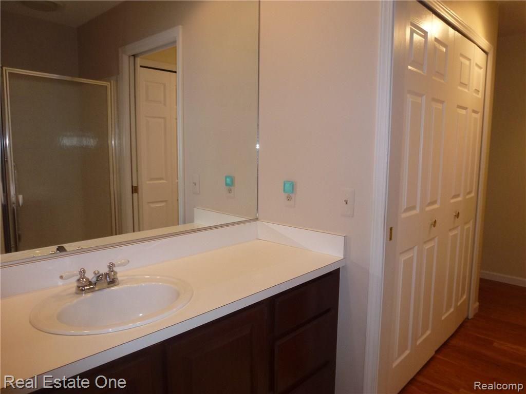 2178 London Bridge Drive, Unit 40 Rochester Hills, MI 48307 - Photo 15 of 31