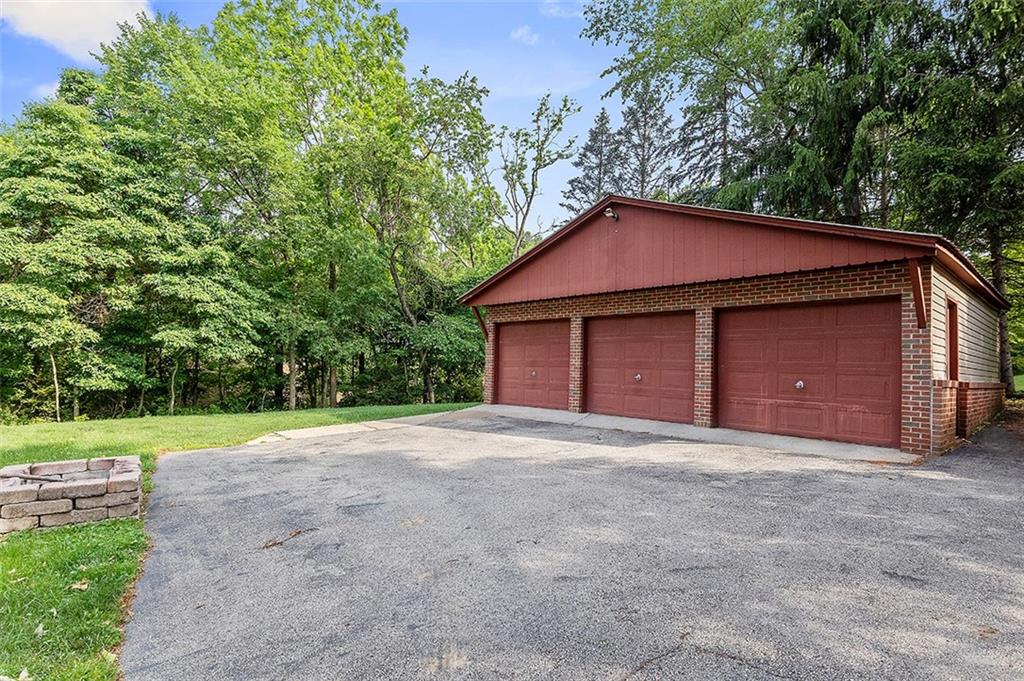 2409 Spicher Hill Road Irwin, PA 15642 - Photo 2 of 24 Gallery Image 2