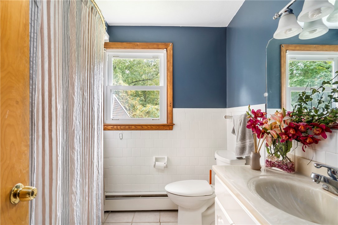 6 Hornbeam Road Coventry, RI 02816 - Photo 8 of 23 Updated, full bath.