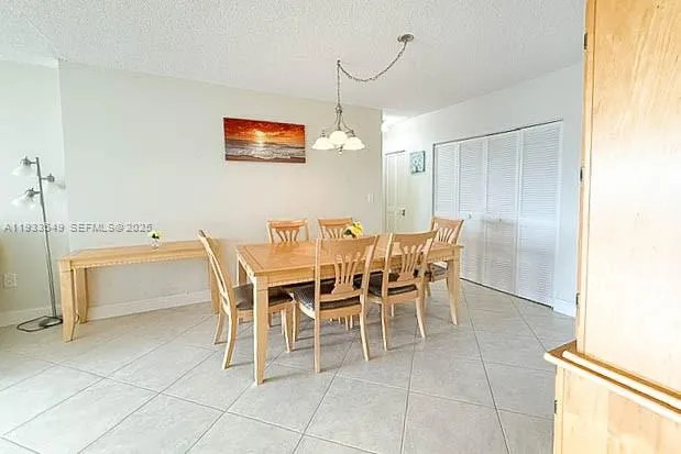 $2,500 | 1980 South Ocean Drive, Unit 11N, Hallandale Beach, FL 33009