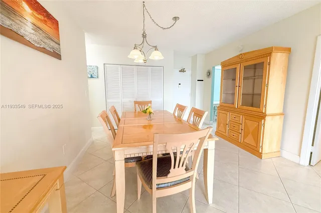 $2,500 | 1980 South Ocean Drive, Unit 11N, Hallandale Beach, FL 33009