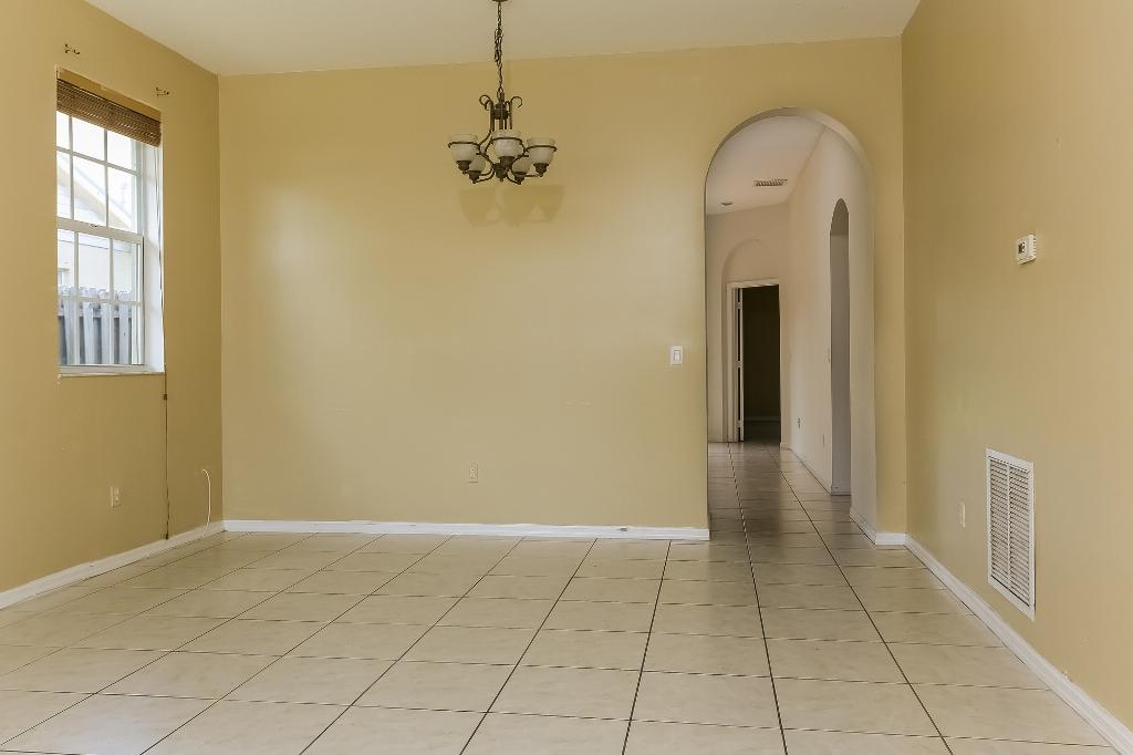 2545 Hypoluxo Road Lake Worth, FL 33462 - Photo 5 of 18 1004-3004320-medium