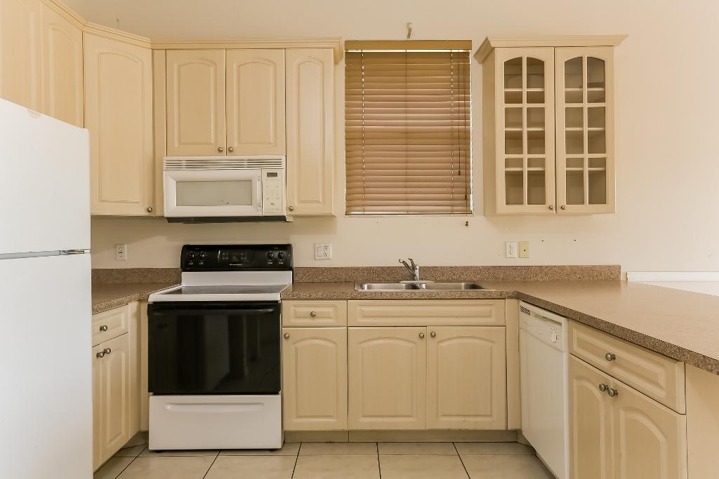 2545 Hypoluxo Road Lake Worth, FL 33462 - Photo 9 of 18 1008-3004329-medium