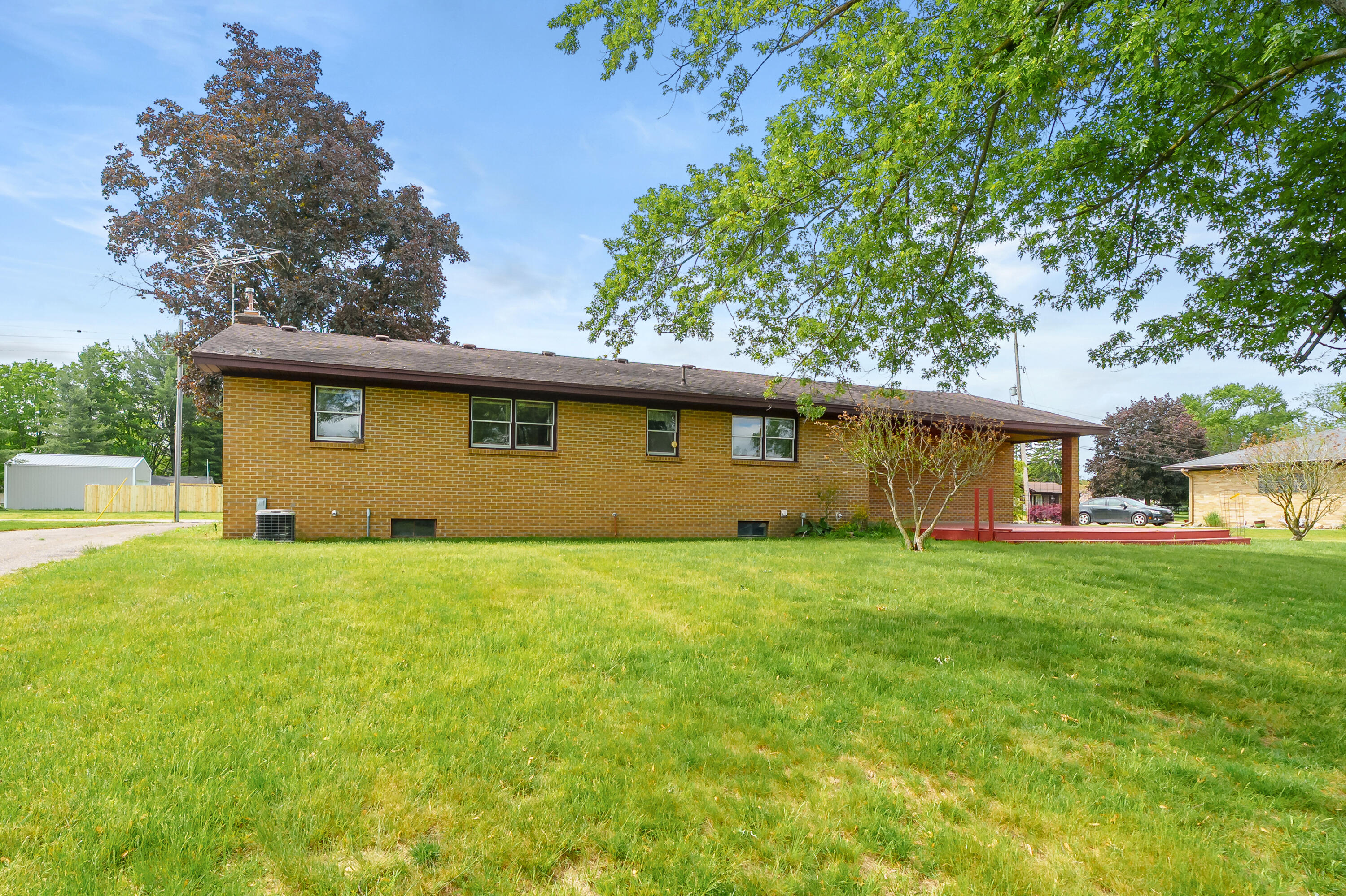 1015 Chippewa Street Jenison, MI 49428 - Photo 26 of 48 Chippewa St 1015 Jenison 49428-29