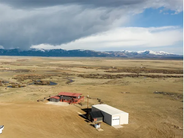 $785,000 | 151 Jcr 26, Walden, CO 80430