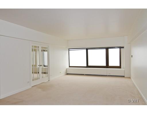 175 East Delaware Place, Unit 5721 Chicago, IL 60611 - Photo 10 of 10