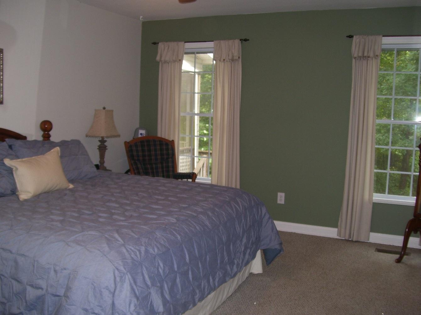 295 Coppinger Road Chattanooga, TN 37405 - Photo 9 of 18 Master bedroom