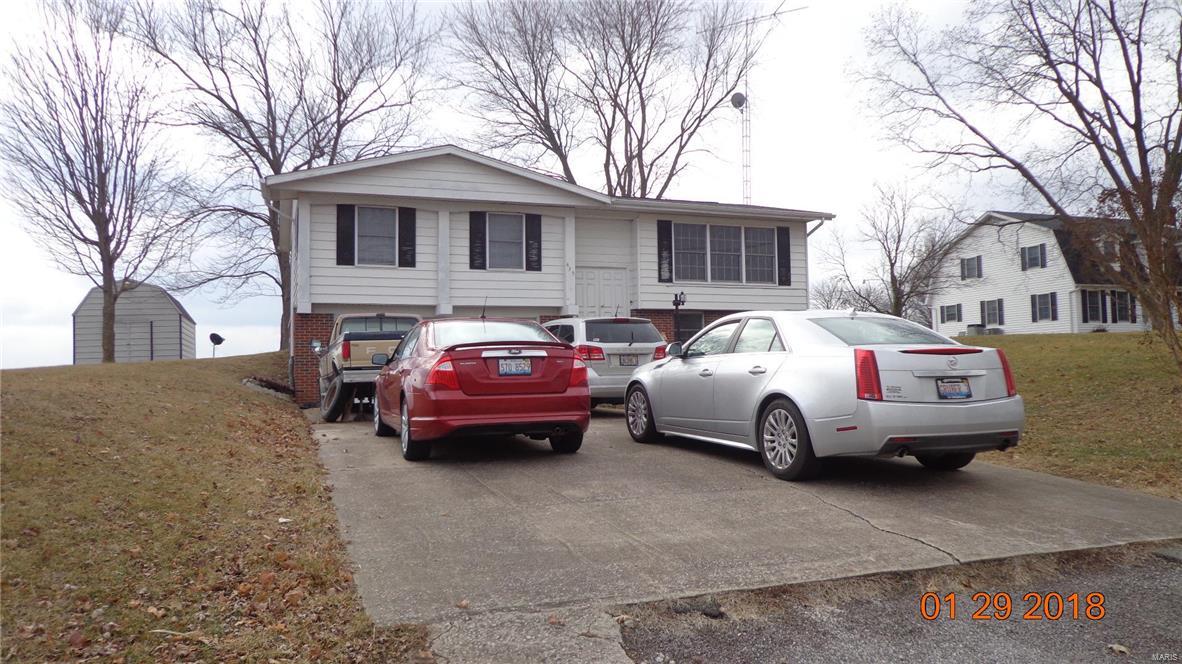 435 Murphysboro Road Chester, IL 62233 - Photo 3 of 12