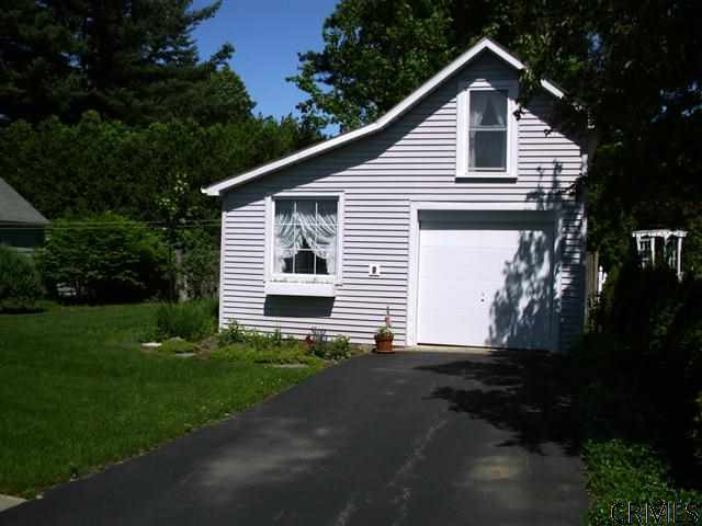 10 Ritchie Place Saratoga Springs, NY 12866 - Photo 15 of 16 Photo 15