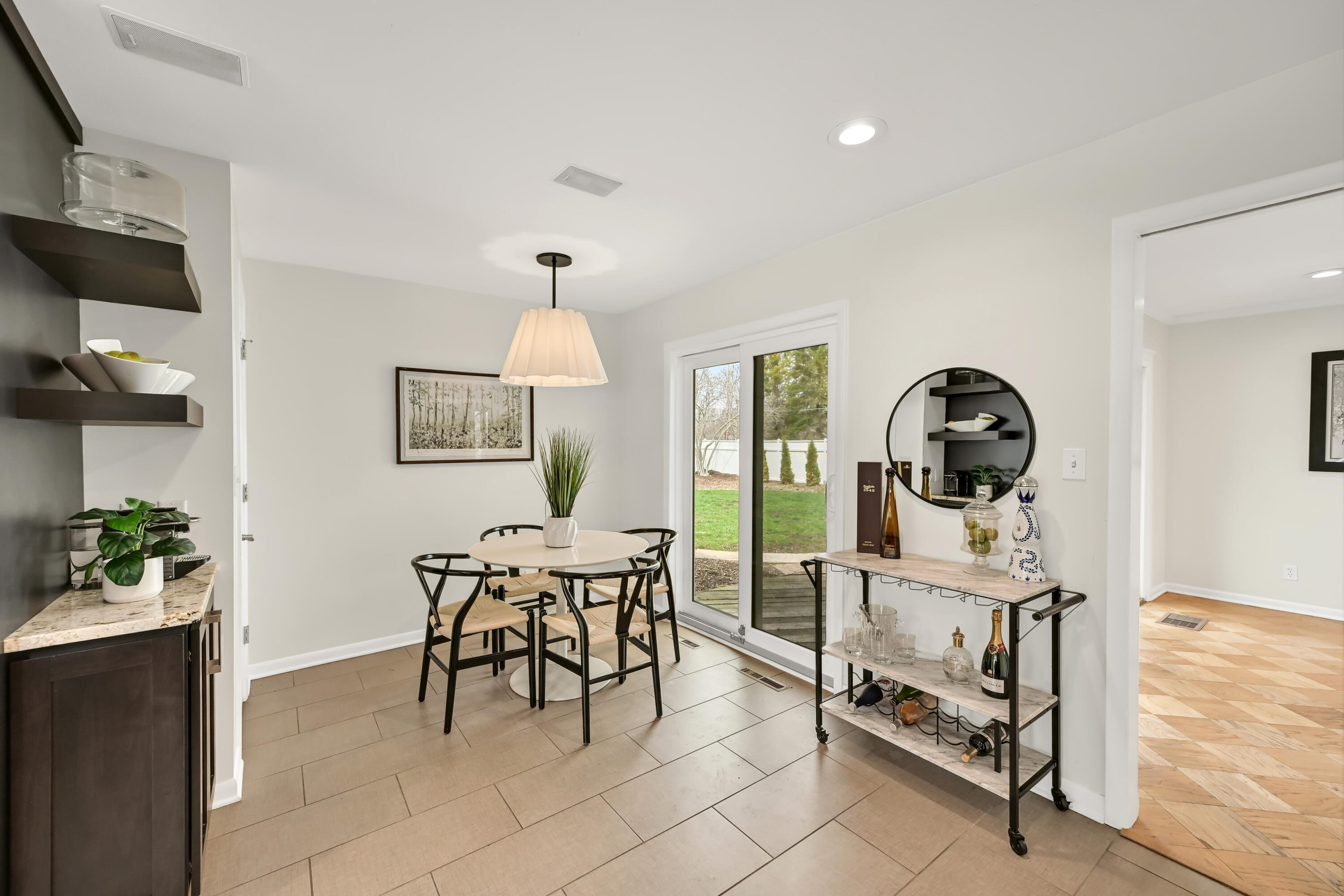8207 North Regent Road Fox Point, WI 53217 - Photo 15 of 37 Eat-In Kitchen