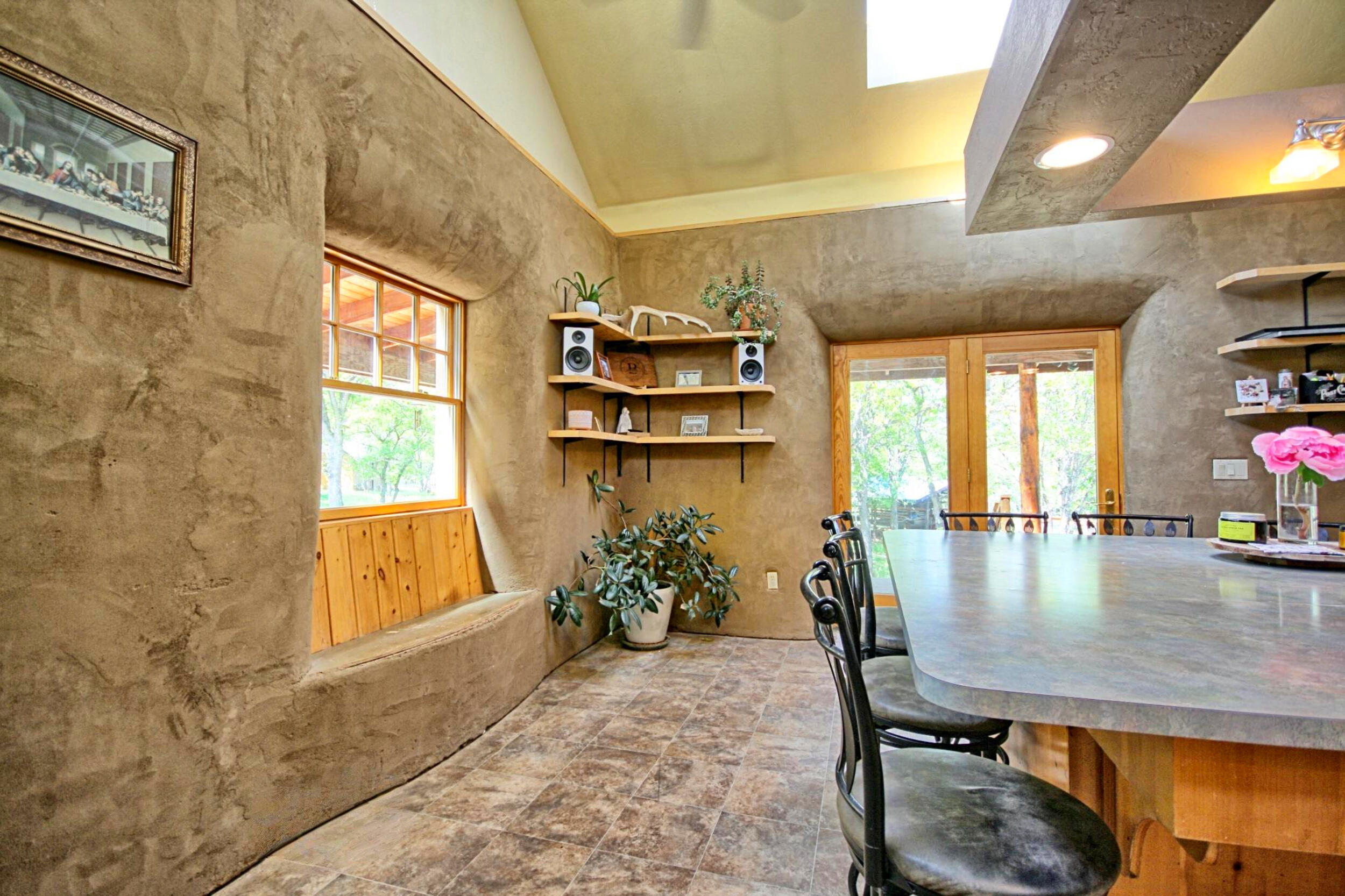 8150 Upper Applegate Road Jacksonville, OR 97530 - Photo 14 of 122 kitchen bar