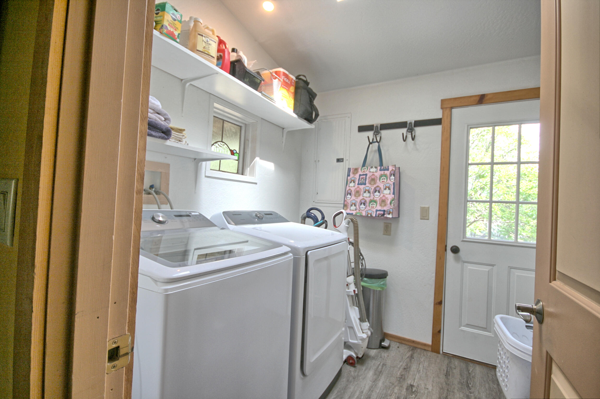 8150 Upper Applegate Road Jacksonville, OR 97530 - Photo 40 of 122 main house laundry