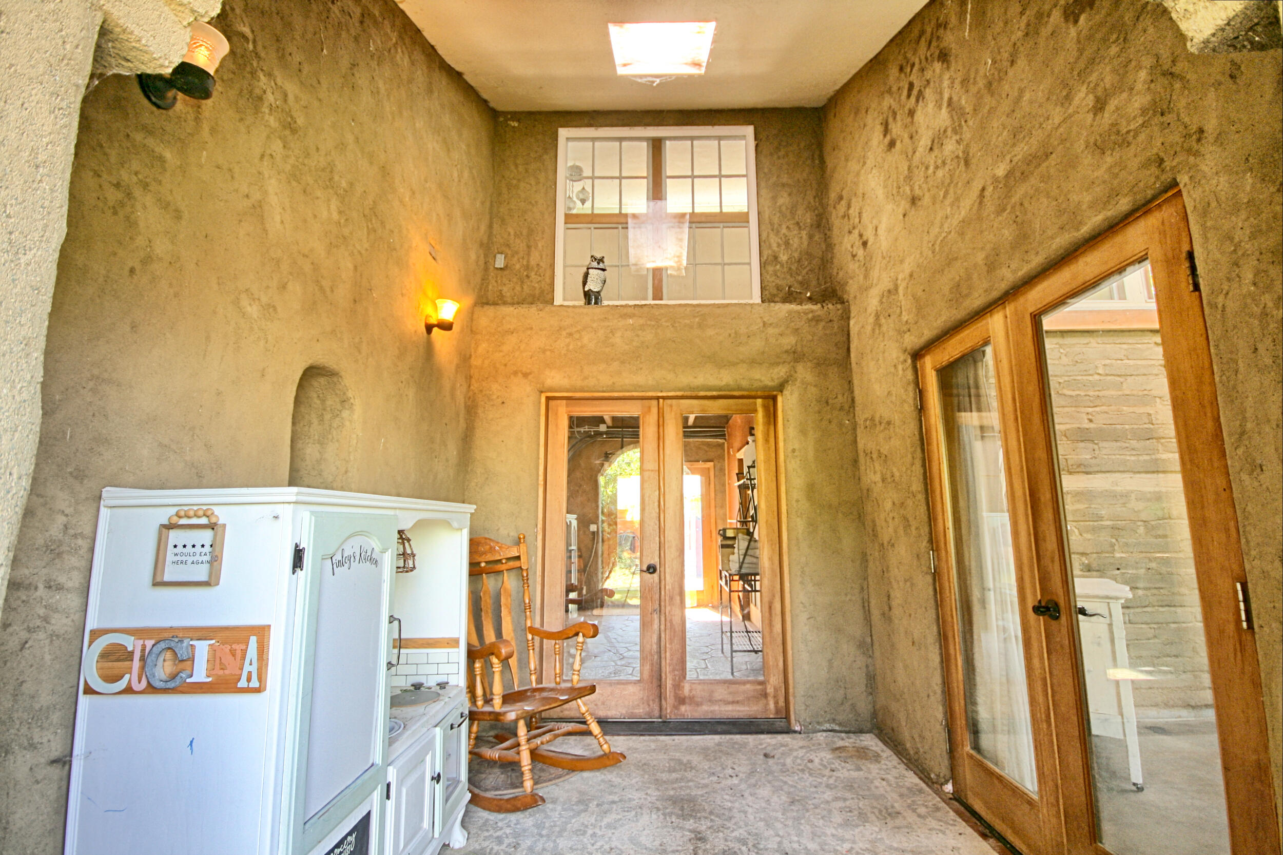 8150 Upper Applegate Road Jacksonville, OR 97530 - Photo 75 of 122 ADU breezeway