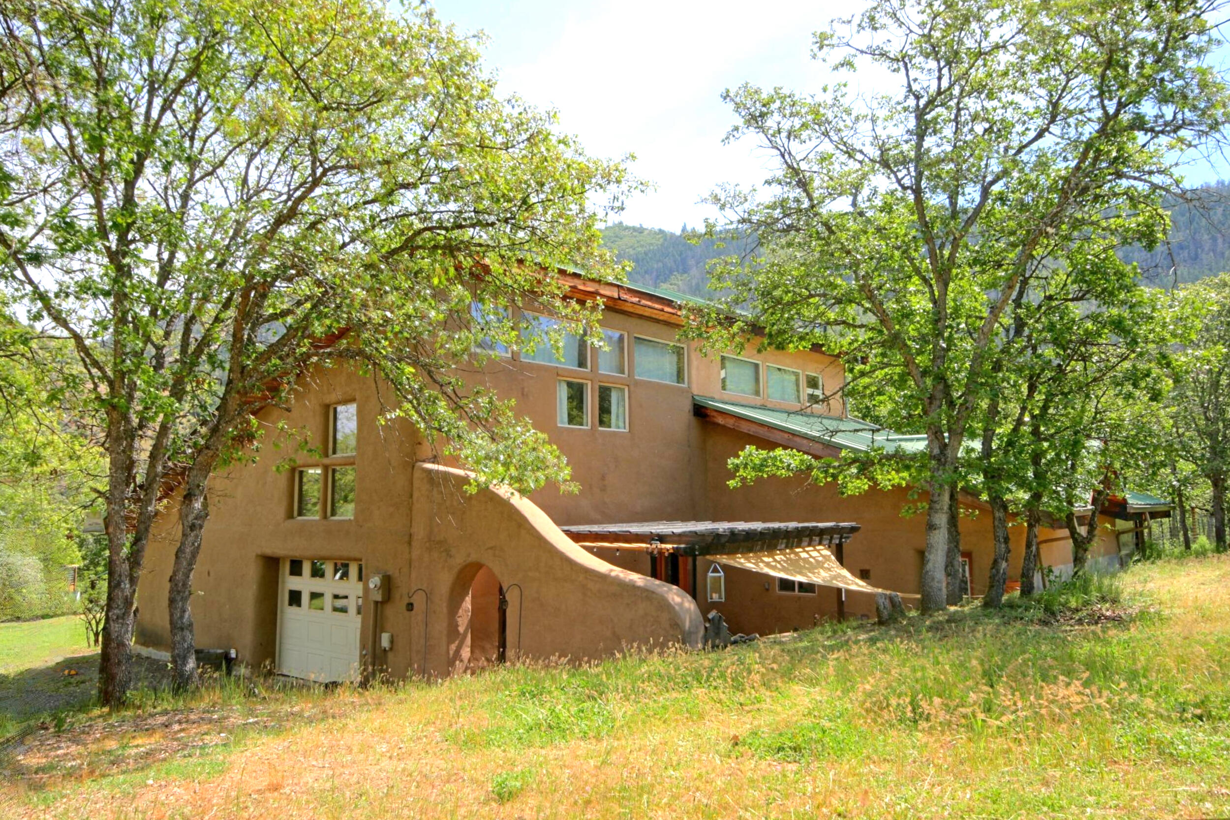 8150 Upper Applegate Road Jacksonville, OR 97530 - Photo 96 of 122 ADU over courtyard